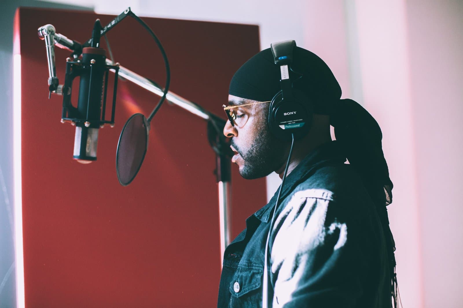Tips For Landing Your First Record Deal